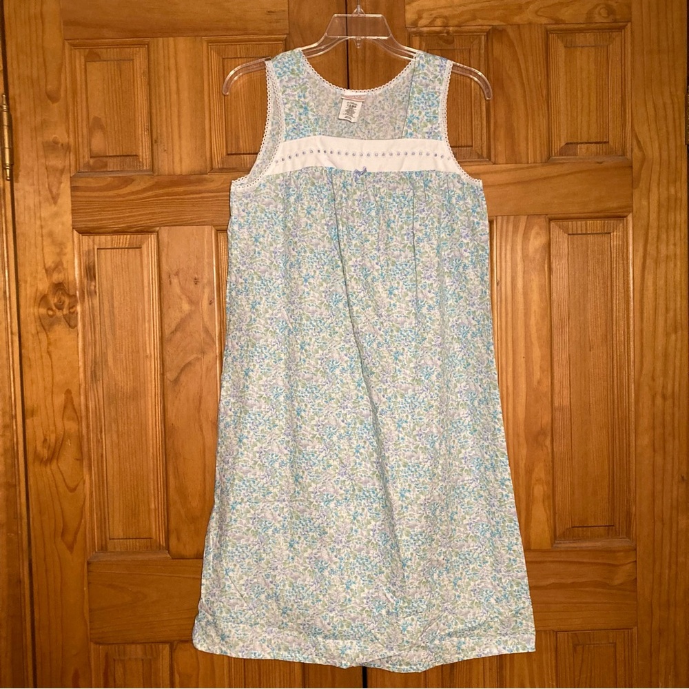 NWOT Vintage Simply Basic Nightgown Housecoat Size M